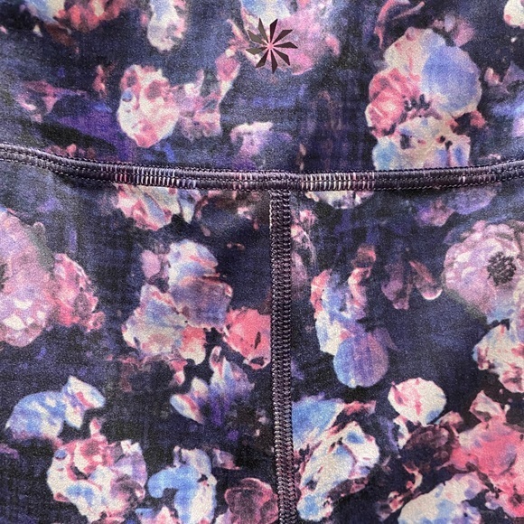 Athleta Girl High Rise Printed Chit Chat Leggings Purple Floral Gym Size Large - Picture 6 of 7